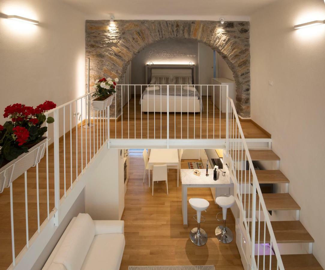 Center Loft *